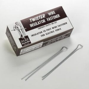 Metal Clip for holding wire to fiberglass post